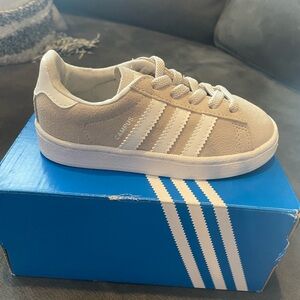 BNIB Adidas campus EL I